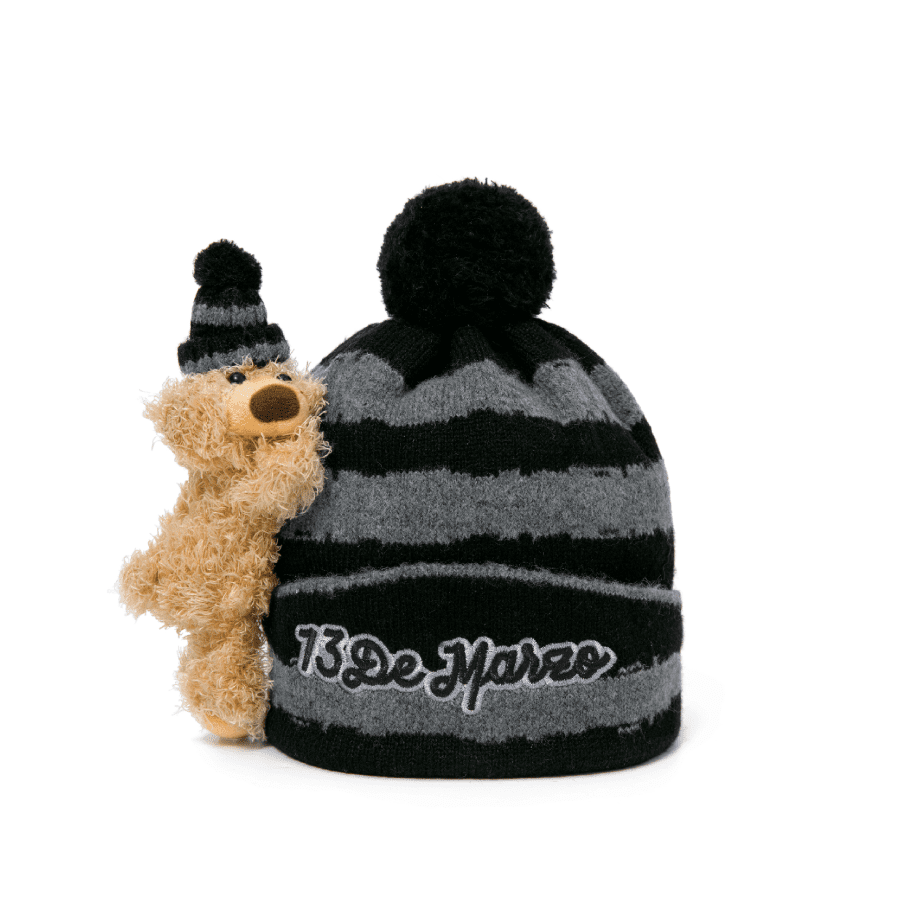 13DE MARZO BEAR WEARING BEANIE BLACK