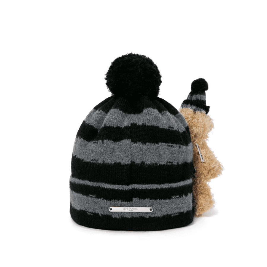 13DE MARZO BEAR WEARING BEANIE BLACK - Image 2