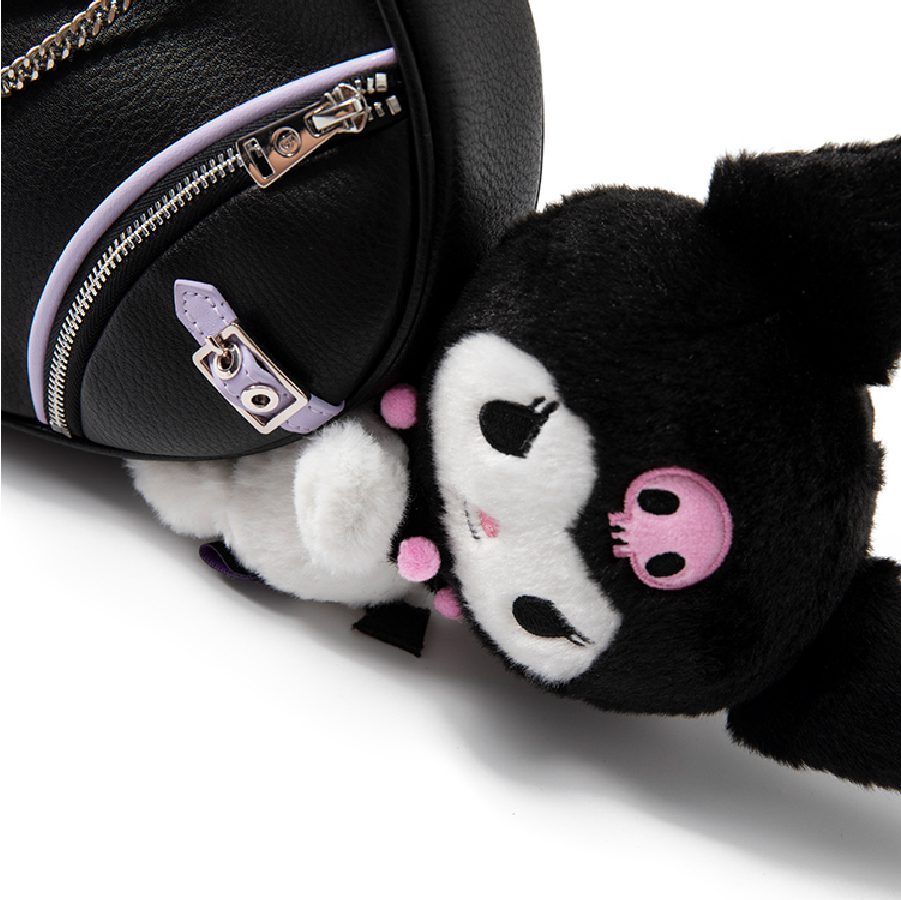 13De Marzo X Kuromi Plush Bear Chain Shoulder Bag fabric detail