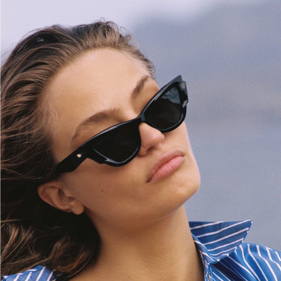 Le Specs Sunglasses LOST DAYS BLACK LSP2352183 front view