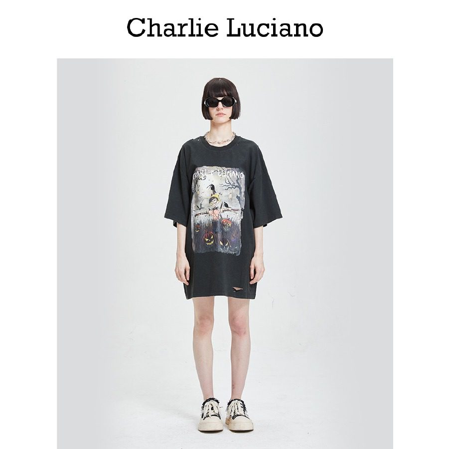 Charlie Luciano Scarecrow Dream Distressed T-Shirt Glow-in-the-Dark Edition Dark Grey front view