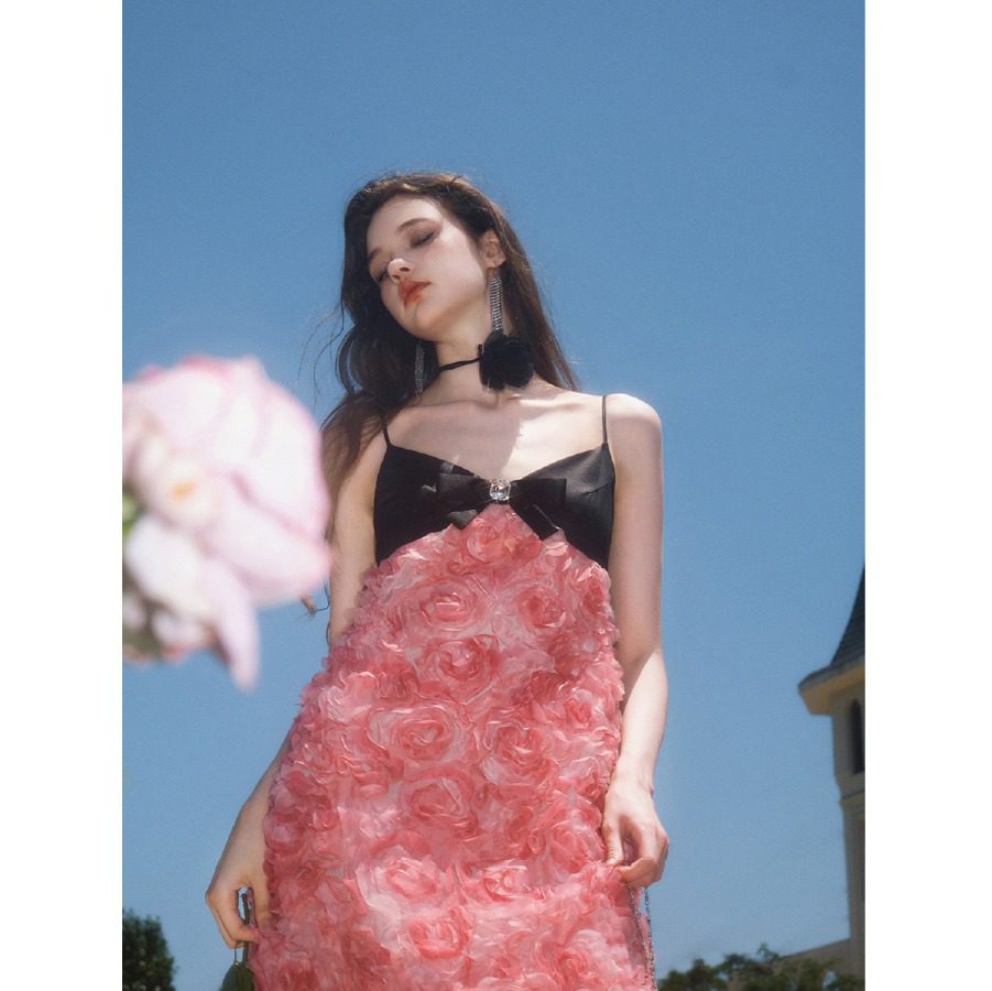 Guo Jingyi Black Pink Rose Backless Spaghetti Strap Maxi Dress front view