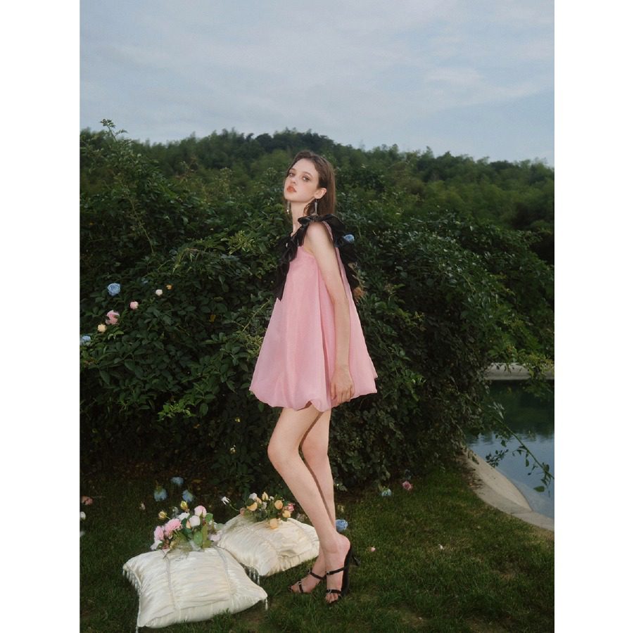 Guo Jingyi Black Ruffle Pink Organza Cloud Dress back view