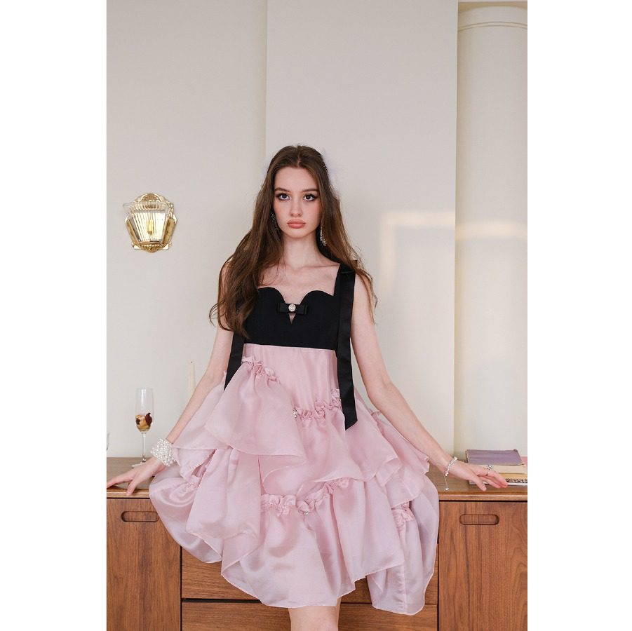 Guo Jingyi Black and Pink Asymmetrical Satin Tulle Sundress fabric detail