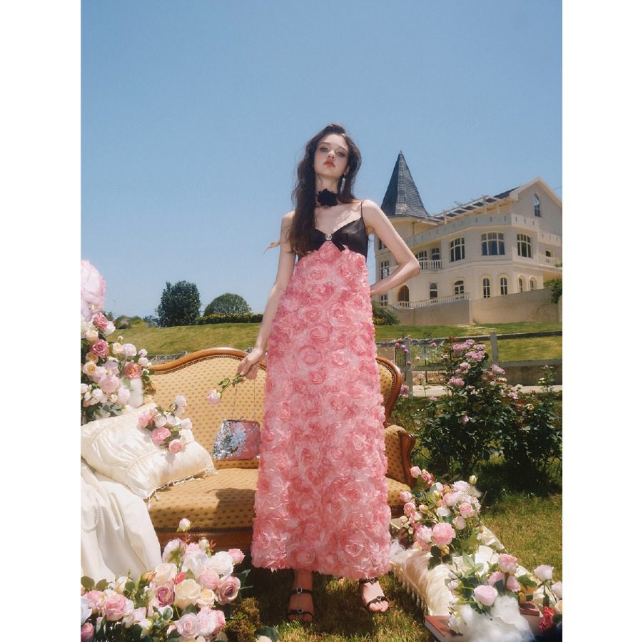 Guo Jingyi Black Pink Rose Backless Spaghetti Strap Maxi Dress