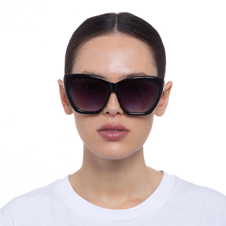 Le Specs Sunglasses VAMOS Black Smoke Grad LSP2452312 - Image 2