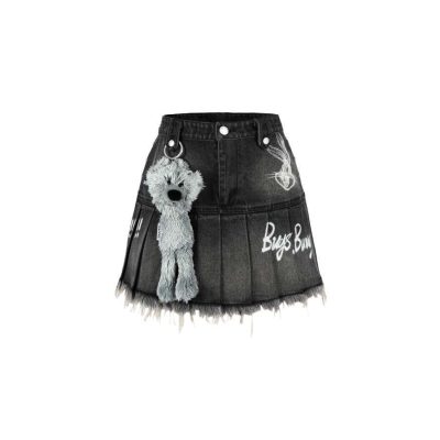 13DE MARZO x Looney Tunes Bugs Bunny Denim Skirt Washed Black