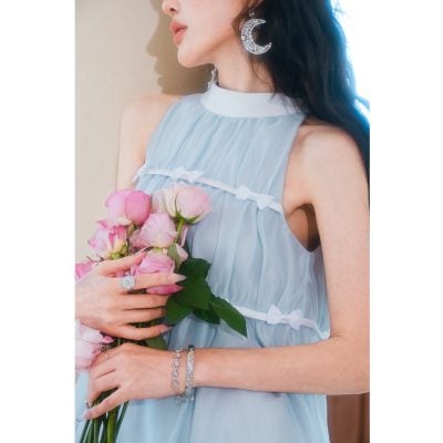 Guo Jingyi Satin Sleeveless Dress with Small Bow Blue