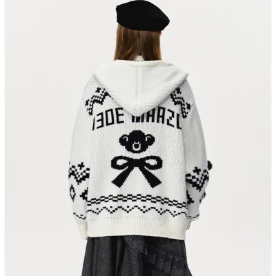 13DE MARZO Fair Isle Bear Zip Knit Hoodie White - Image 3