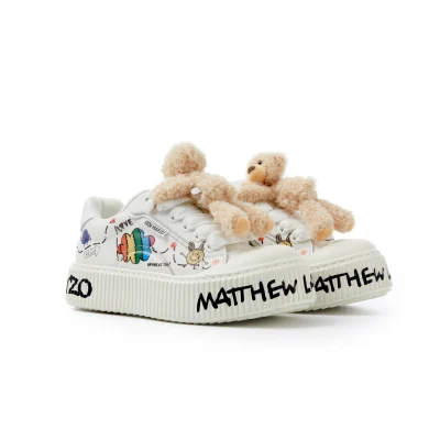 13DE MARZO Matthew Langille Bear Biscuits Sneakers White