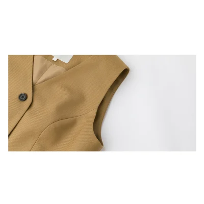 REVAN Melard Khaki-Colored Waistcoat Khaki - Image 10