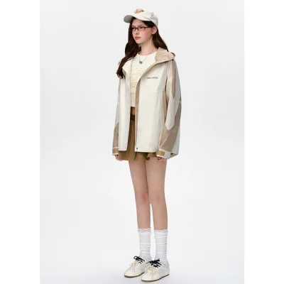 13DE MARZO Bear Logo Windbreaker Khaki - Image 4