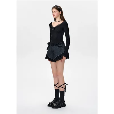13DE MARZO Bear Lacy Hot Shorts Black - Image 3