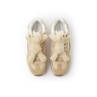 13DE MARZO Logo Retro Runner Khaki - Image 5