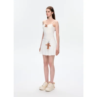 13DE MARZO Sunburnt Bear Cooling Pleated Skirt White - Image 3
