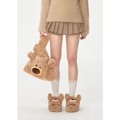13DE MARZO Doozoo Fuzzy Handbag Khaki