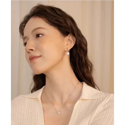 abyb Charming Red Gift Box La Rose Earring & La Rose Necklace Set - Image 5