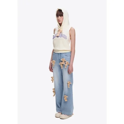 13DE MARZO Doozoo Printed Hooded Vest Beige - Image 3