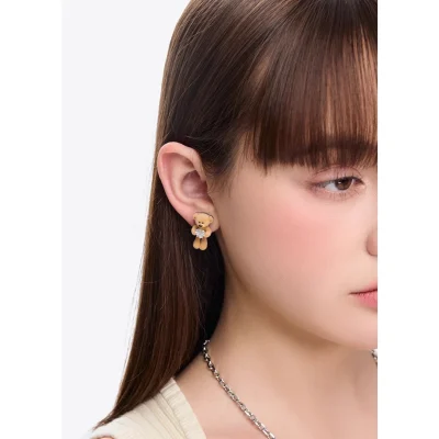 13DE MARZO Mini Bear Hug Heart Ear Stud Silver 18mm Version - Image 3