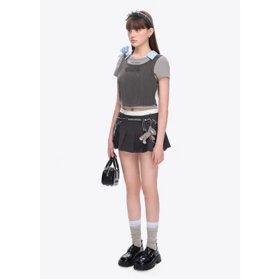 13DE MARZO Chains Multi-Pocket Skort Dark Grey - Image 3