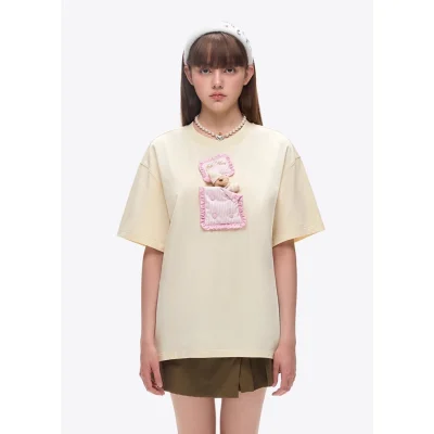 13DE MARZO Sleeping Bear T-Shirt Beige