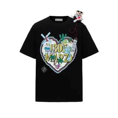 13DE MARZO Pilot Bear World Travel T-shirt Black