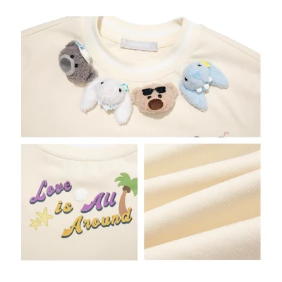 13DE MARZO Holiday Friends T-Shirt Beige - Image 7