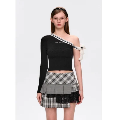 13DE MARZO Asymmetrical Shoulder Knit Long Sleeve Black