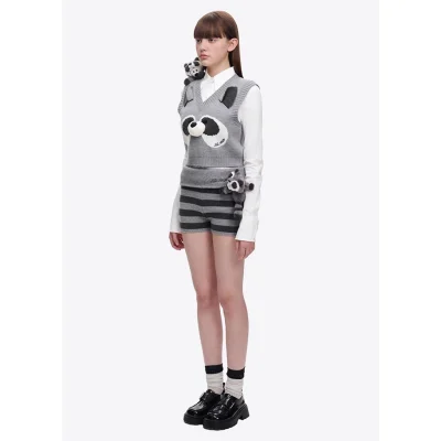 13DE MARZO Raccoon Bear Knitted Shorts Grey - Image 4