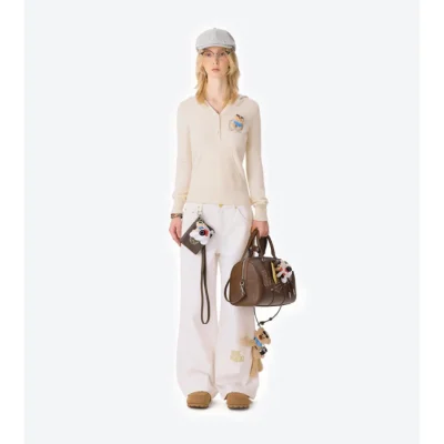 13DE MARZO Bear Knit Fit Hoodie Beige