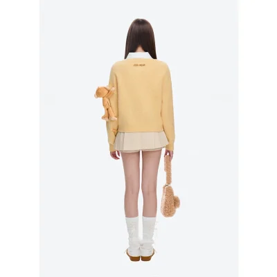13DE MARZO Doozoo Fuzzy Underarm Bag Khaki - Image 4