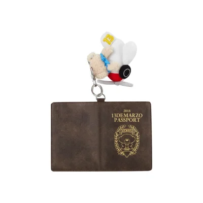 13DE MARZO Pilot Bear Passport Holder - Image 5