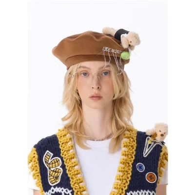 13DE MARZO Tailor Bear Button Beret Brown