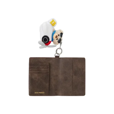 13DE MARZO Pilot Bear Passport Holder - Image 6