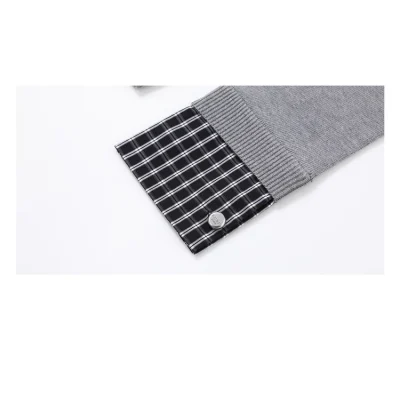 REVAN x Hello Kitty Badge Knit Cropped Cardigan Grey - Image 10