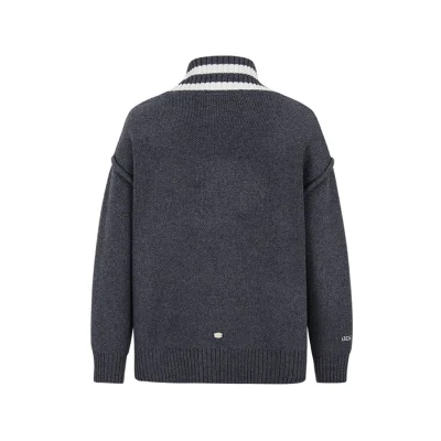 Harry Potter × 13DE MARZO Platform 9¾ Bear V-neck Sweater Dark Grey - Image 4