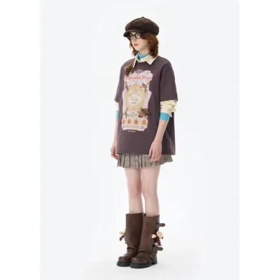 Harry Potter × 13DE MARZO Honeydukes Snack T-shirt Purple - Image 3