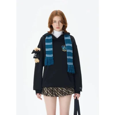 Harry Potter × 13DE MARZO Hogwarts Four Houses Bear Scarf Sweater Black - Image 5