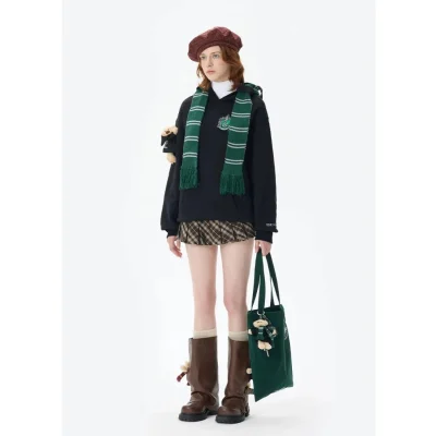 Harry Potter × 13DE MARZO Hogwarts Four Houses Bear Scarf Sweater Black - Image 7