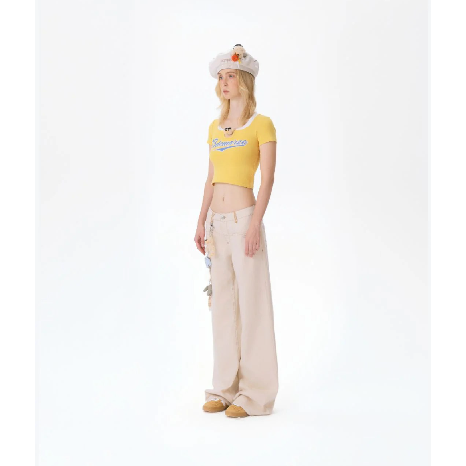 13DE MARZO Tailor Bear Hanger Cargo Pants White back view