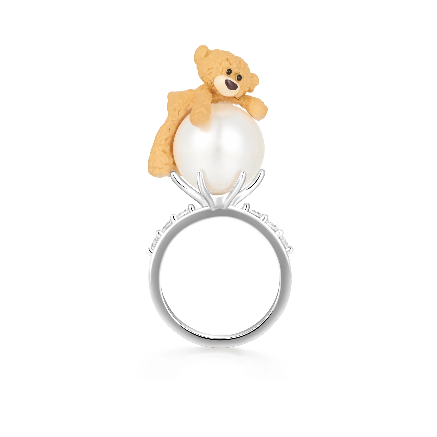 13DE MARZO Bear Prone Pearl Ring