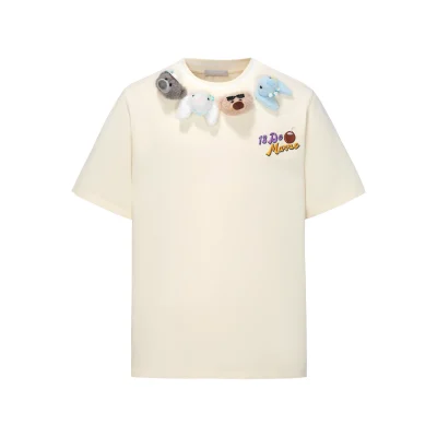 13DE MARZO Holiday Friends T-Shirt Beige