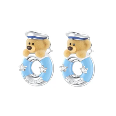 13DE MARZO Little Bear Captain Crystal Rhinestone Ear Studs
