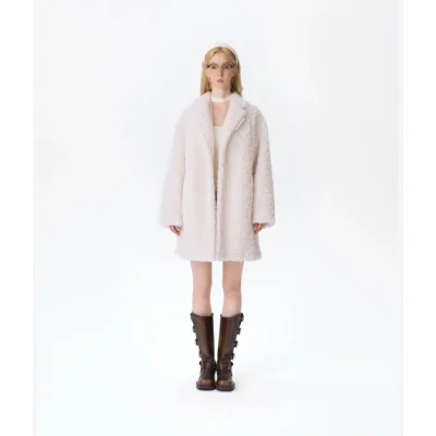 13DE MARZO Bear Fuzzy Long Coat Beige