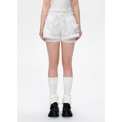 13DE MARZO Bear Lacy Bowknot Shorts White