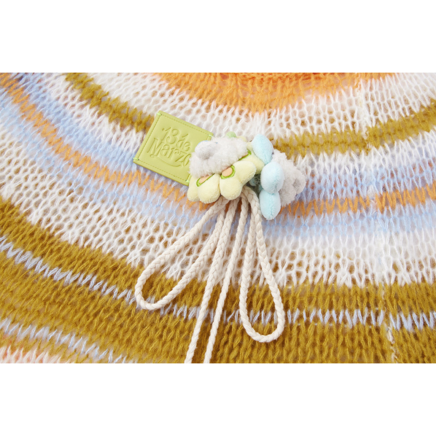 13DE MARZO Hollow Lines Sweater Yellow - Image 4