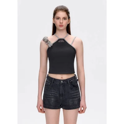 13DE MARZO Magnetic Plush Tank Black