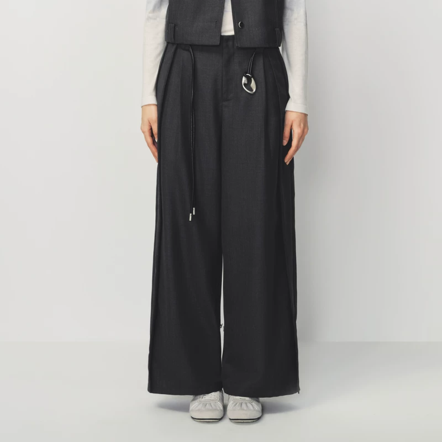 AVVENN Knife Pleat Wool-Blend Utility Trousers Black