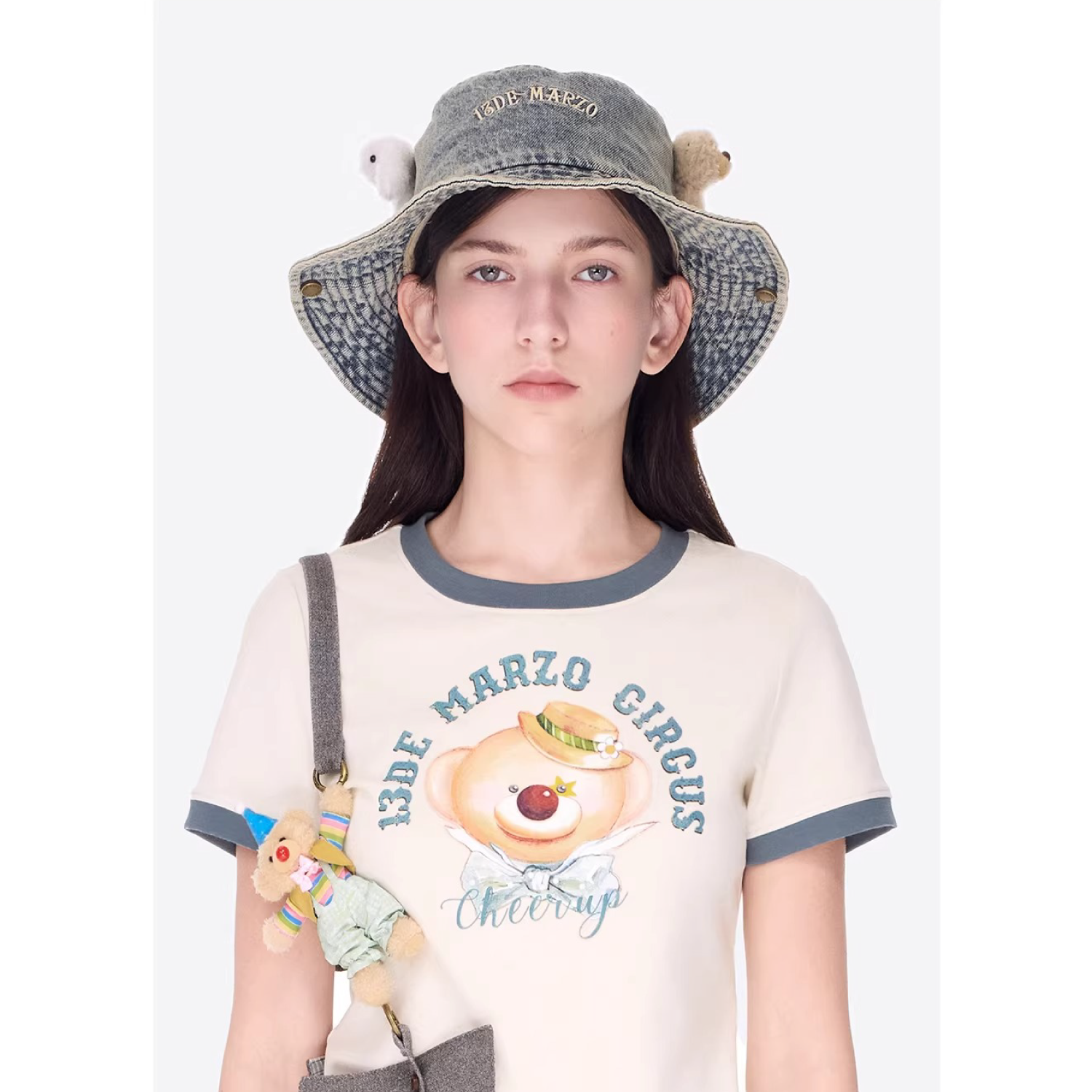 13DE MARZO Reversible Denim Bucket Hat Washed Blue