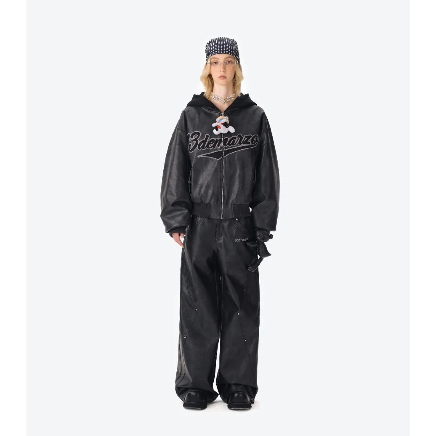 13DE MARZO Pilot Bear Vintage Jacket Black front view